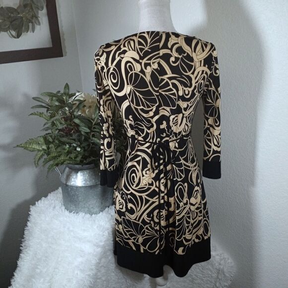CHARLOTTE RUSSE BLACK & BEIGE DRESS SZ.L EUC - Picture 5 of 7